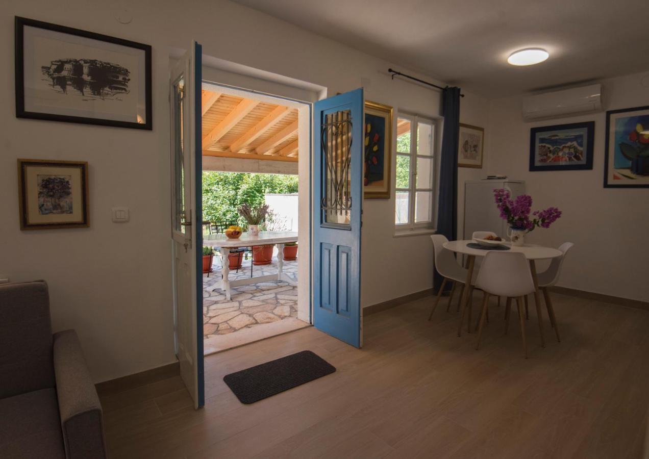 Studio Apartman Roza Ston Luaran gambar