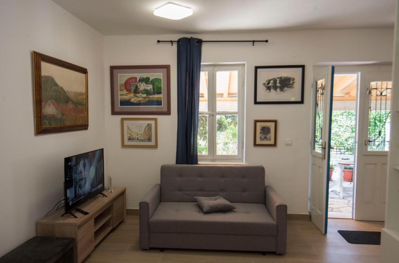 Studio Apartman Roza Ston Luaran gambar